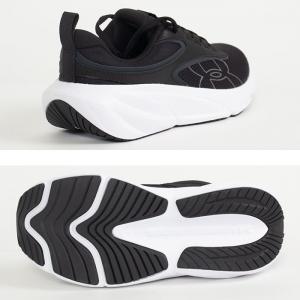 �A���_�[�A�[�}�[ UNDER ARMOUR  �����j���O�V���[�Y 6010463 001 UA�T�[�W5 ���C�h Black / White / Castlerock �u���b�N �E�B�����Y ���f�B�[�X /2026FW